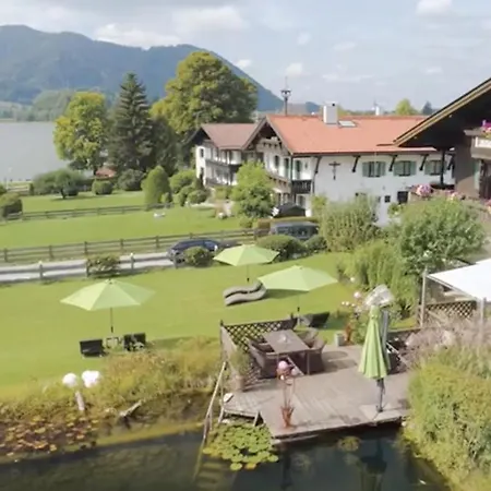 Premium Seeblick Mit Fruhstuck, Sauna & Naturpool Lägenhet *